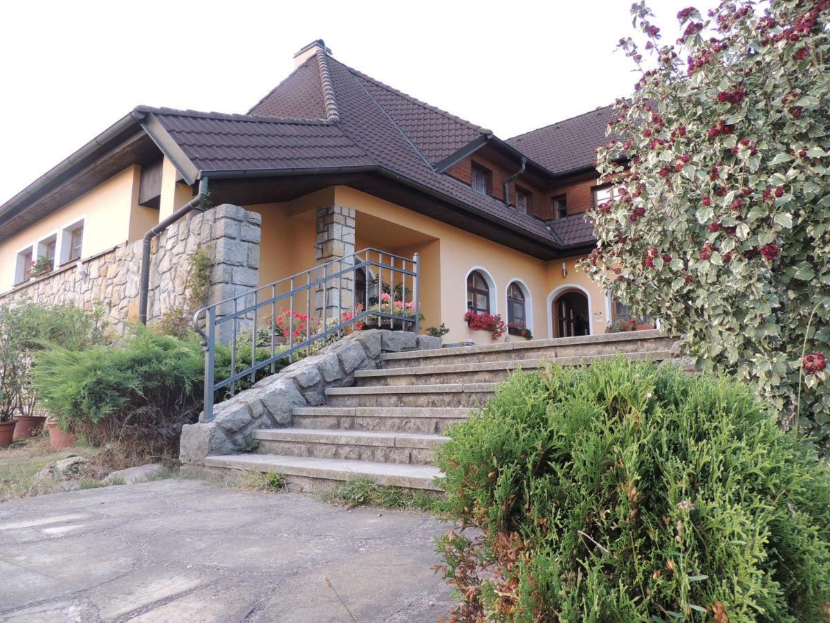 Apartman U Vagnera Dvur Kralove nad Labem Luaran gambar